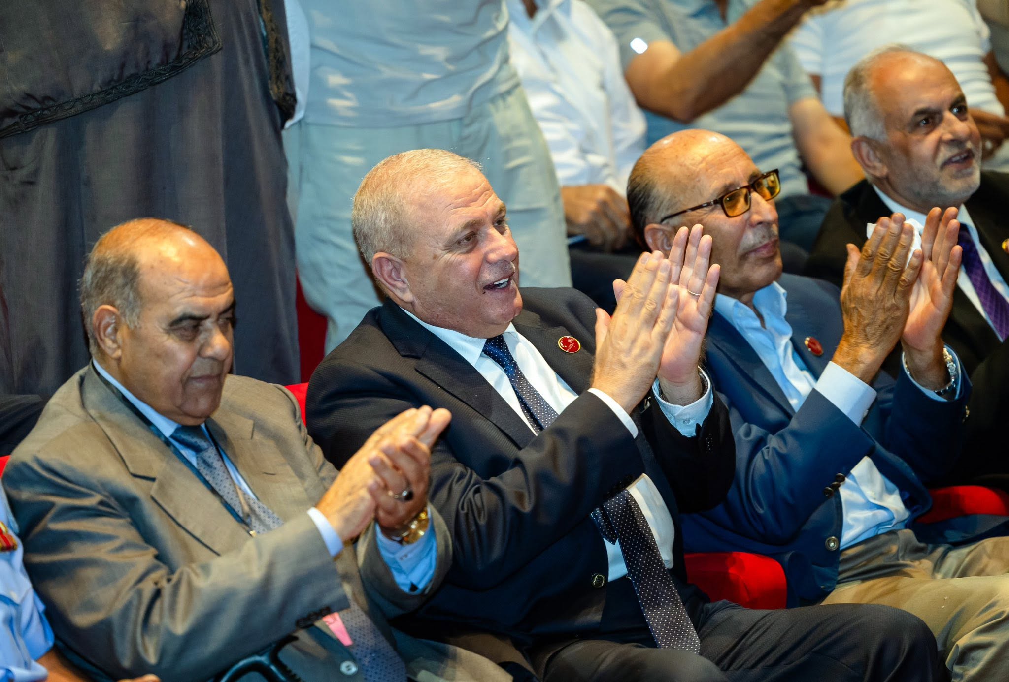 Madar Al-Saa Images 0.8363844968418365