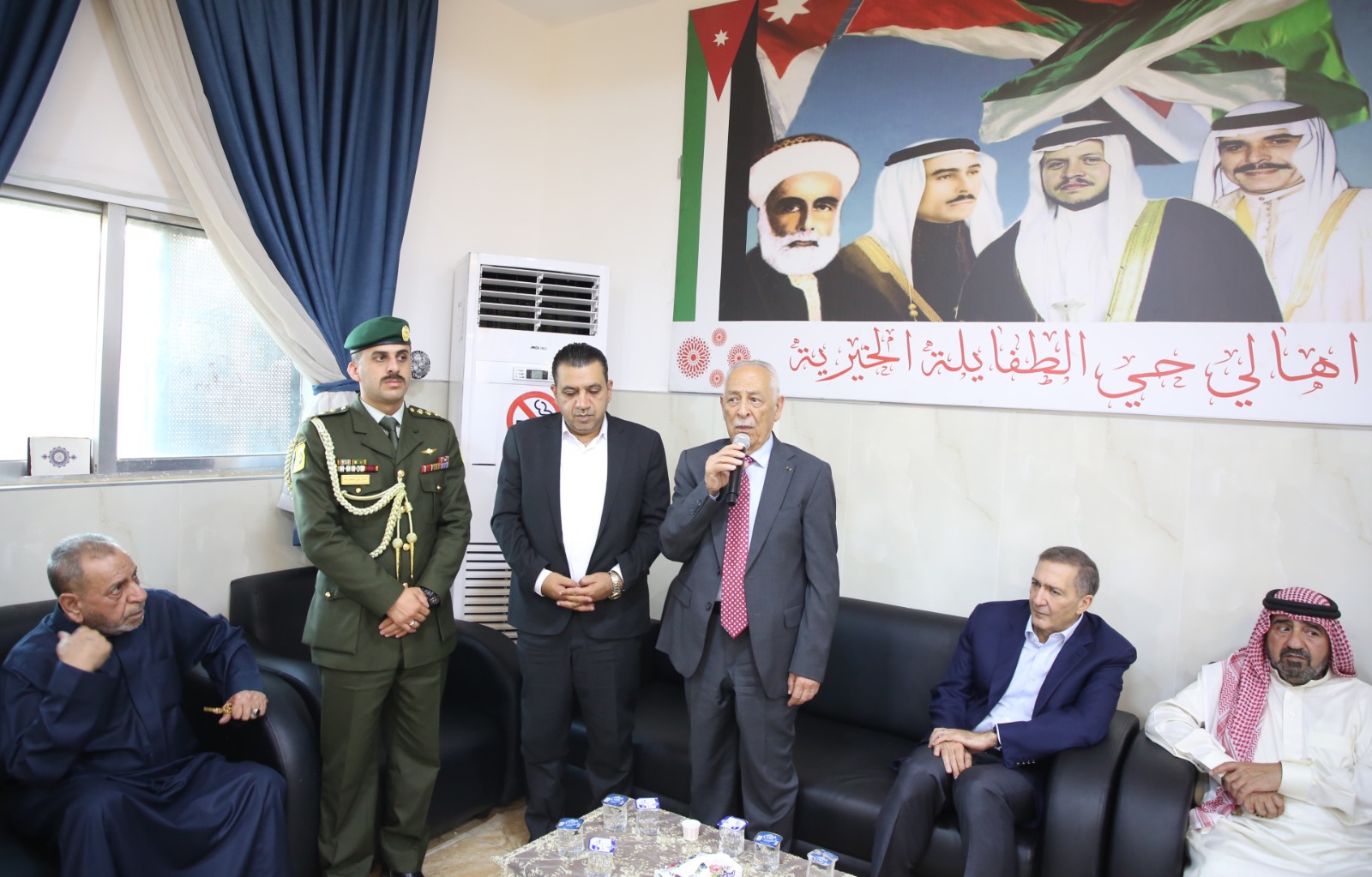 Madar Al-Saa Images 0.9724180218955264