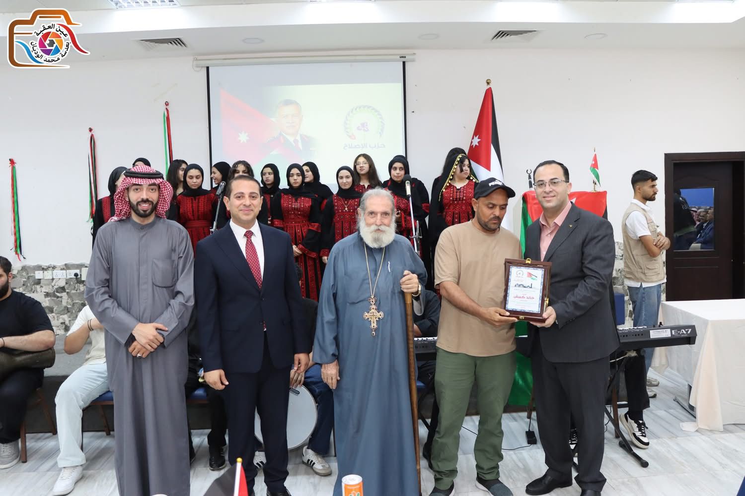 Madar Al-Saa Images 0.5792003283057474