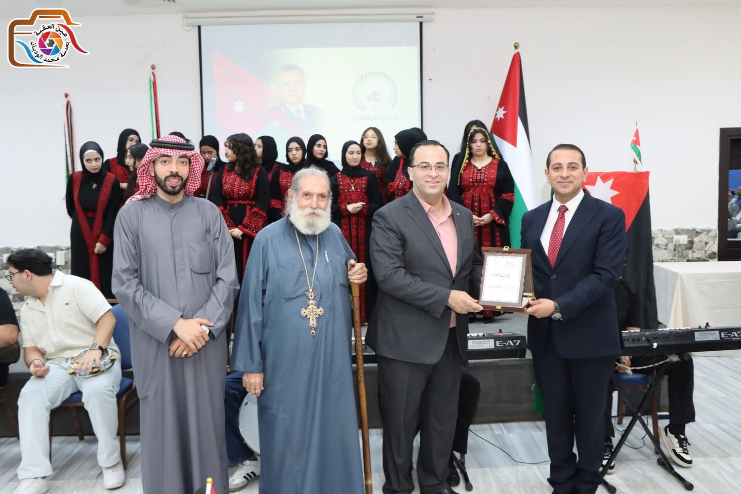 Madar Al-Saa Images 0.8145461201387607