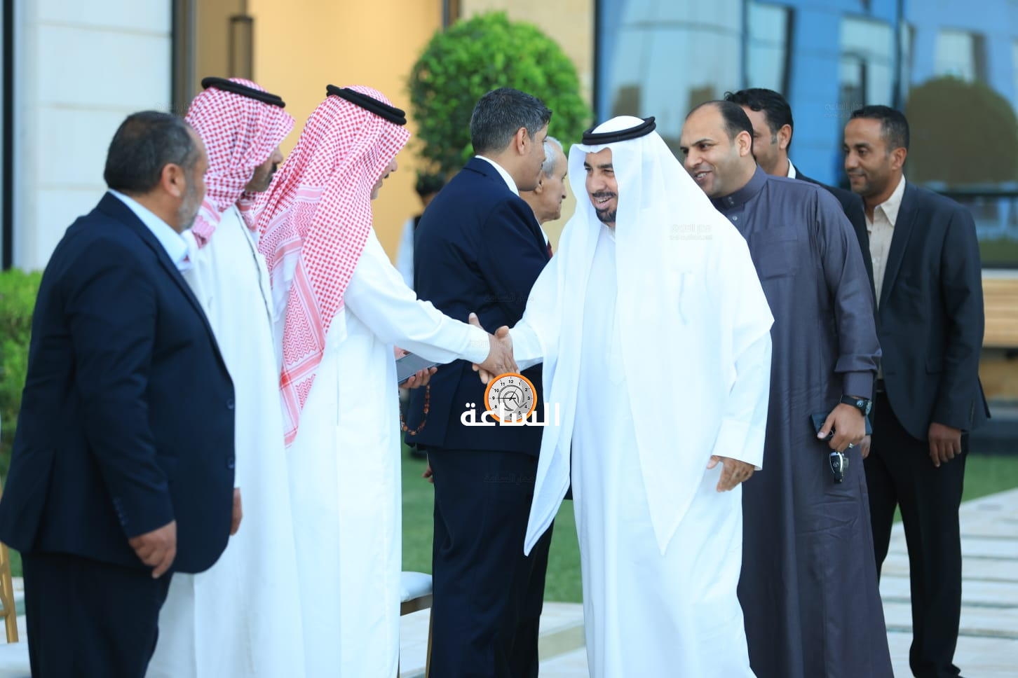 Madar Al-Saa Images 0.384800371973115