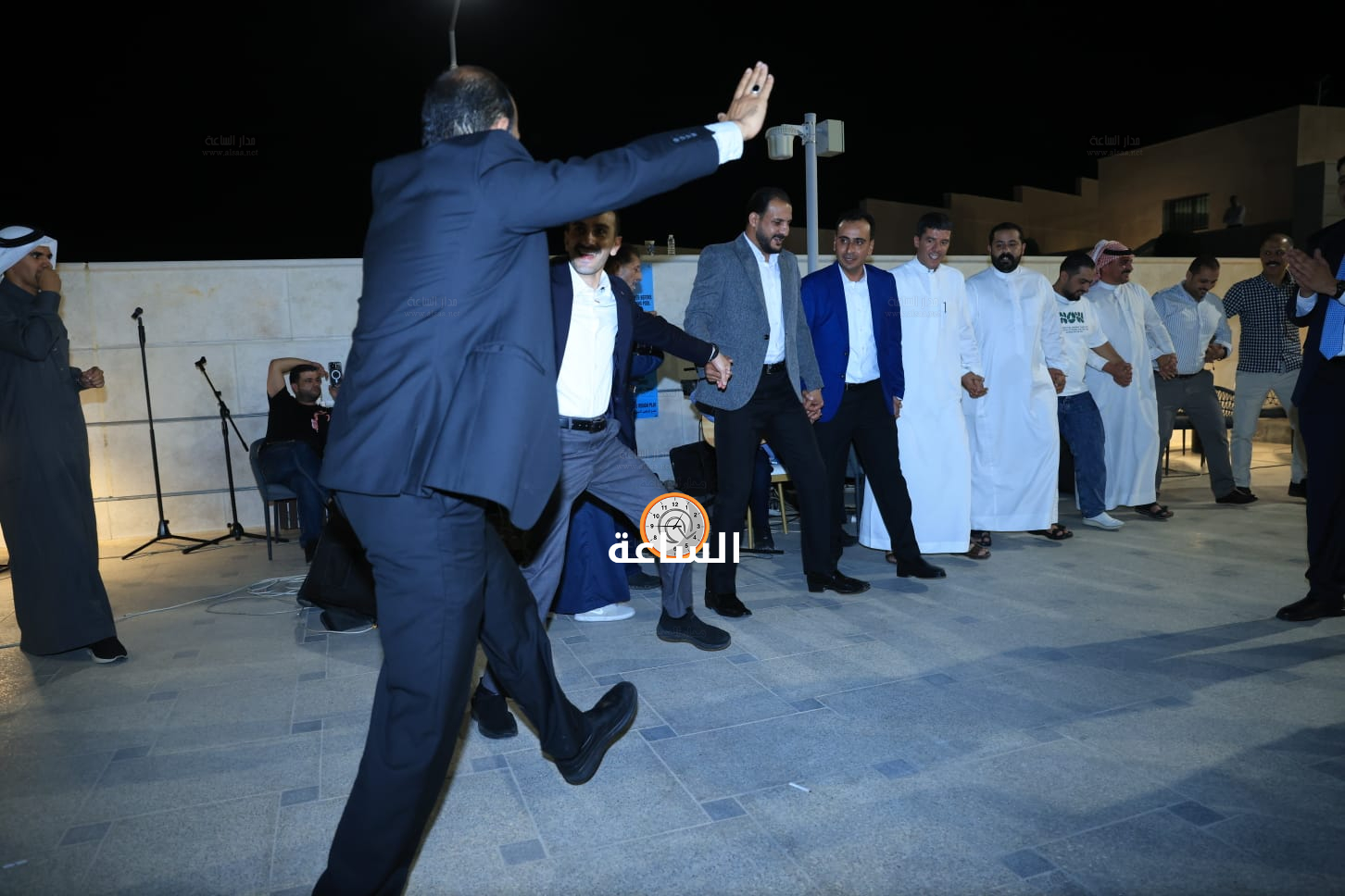 Madar Al-Saa Images 0.9001778395858366