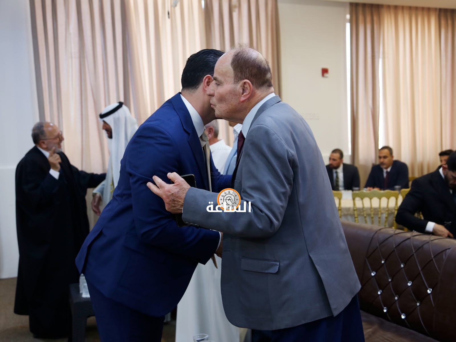 Madar Al-Saa Images 0.11945394747152738