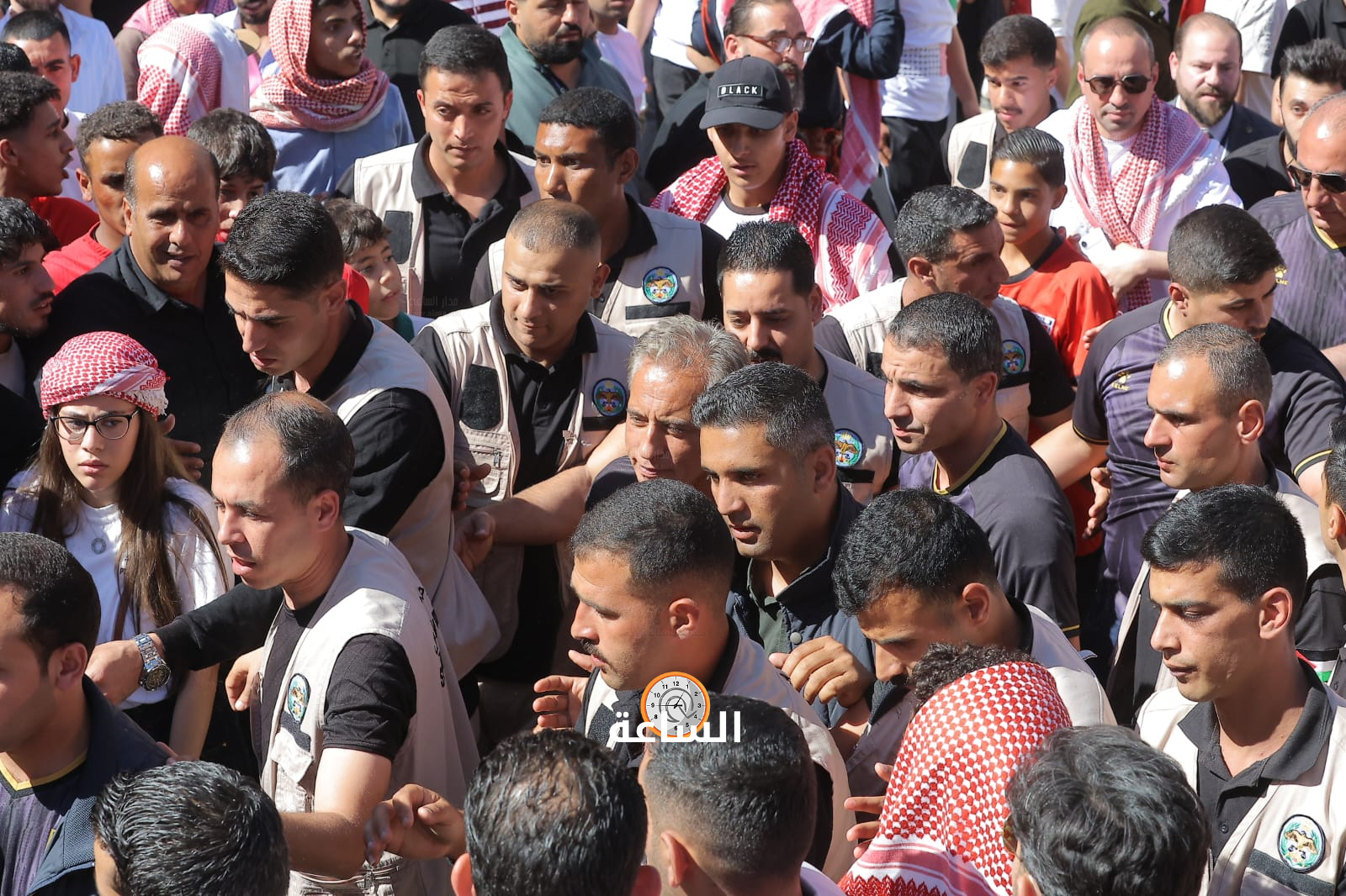 Madar Al-Saa Images 0.3524154463056346