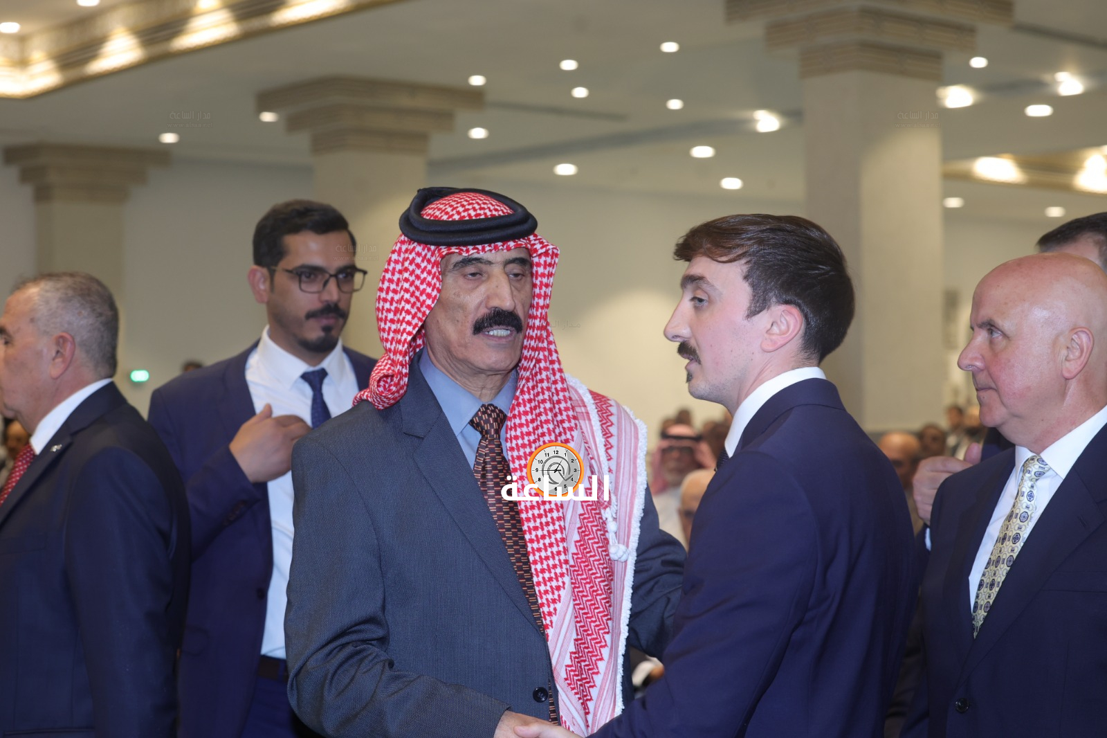 Madar Al-Saa Images 0.3839299665385062