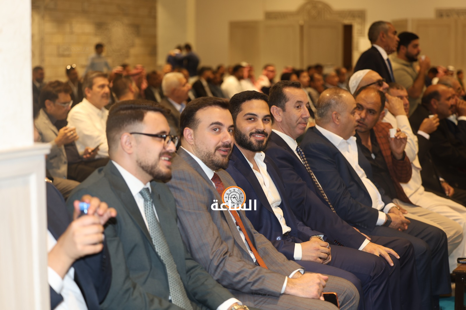 Madar Al-Saa Images 0.034419648116342905