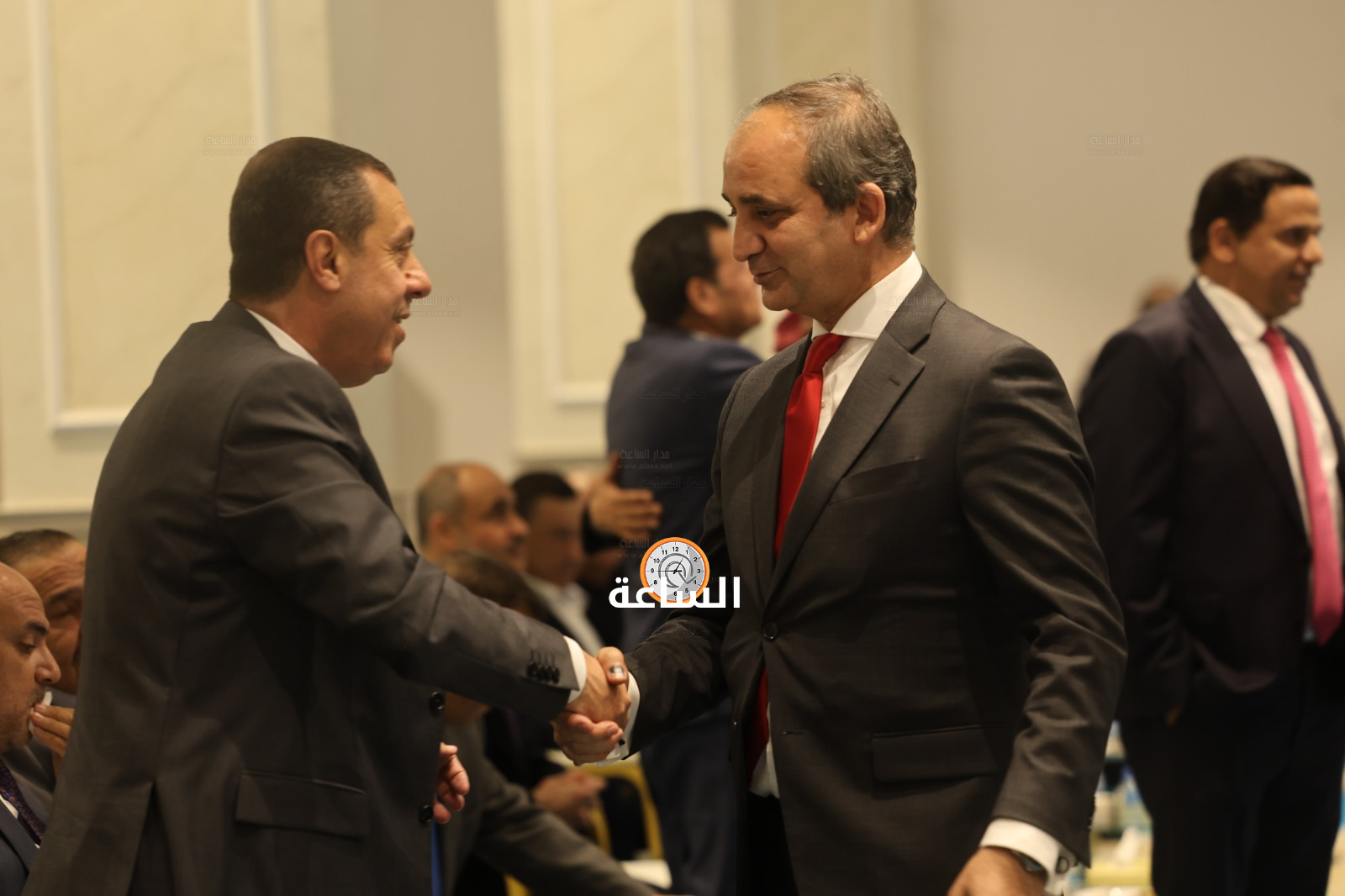 Madar Al-Saa Images 0.18901209104594696