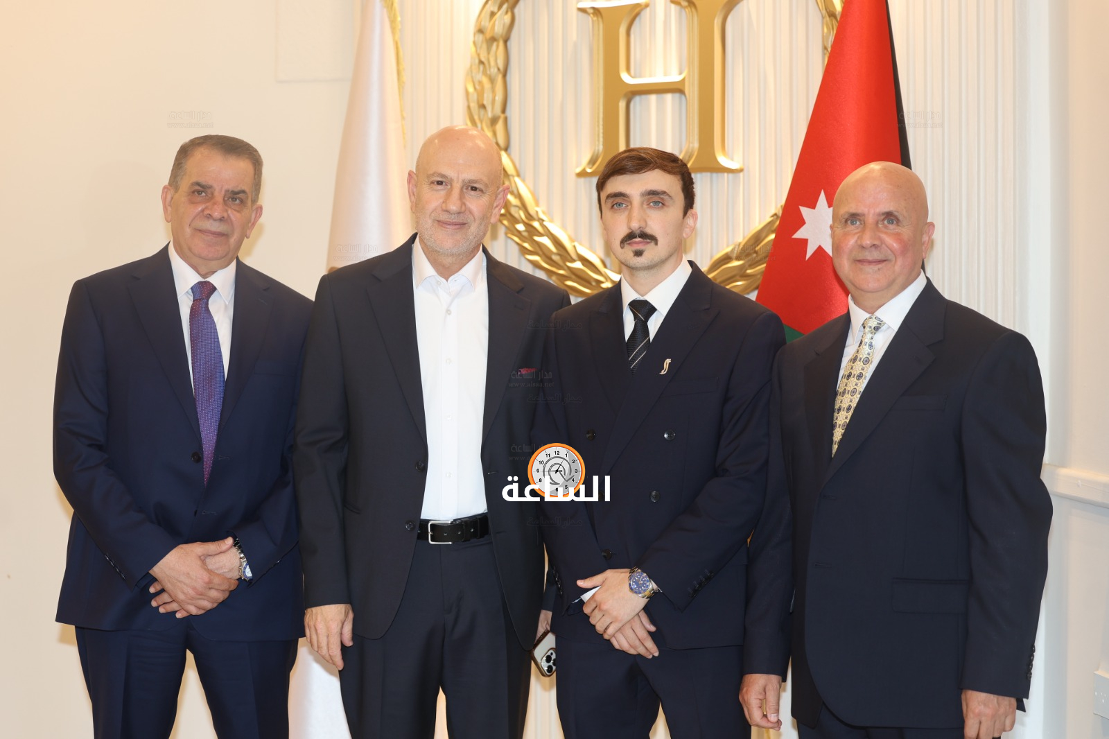 Madar Al-Saa Images 0.2861883273605289