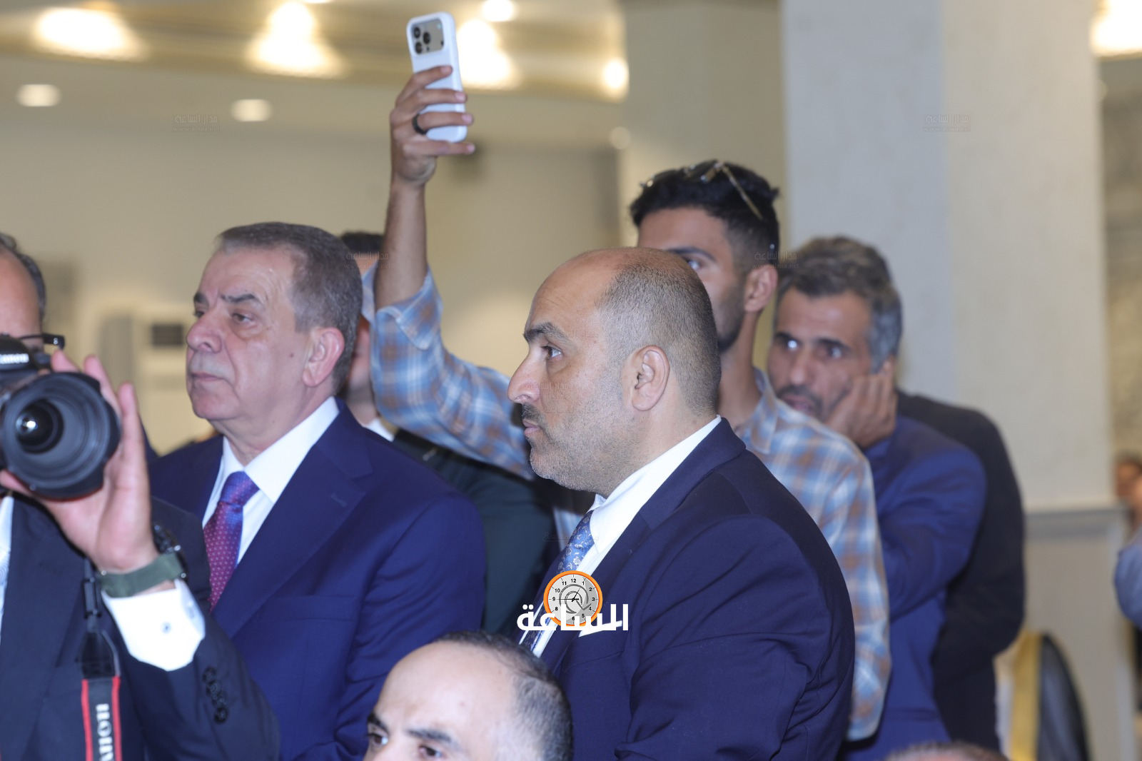 Madar Al-Saa Images 0.06389343307751527