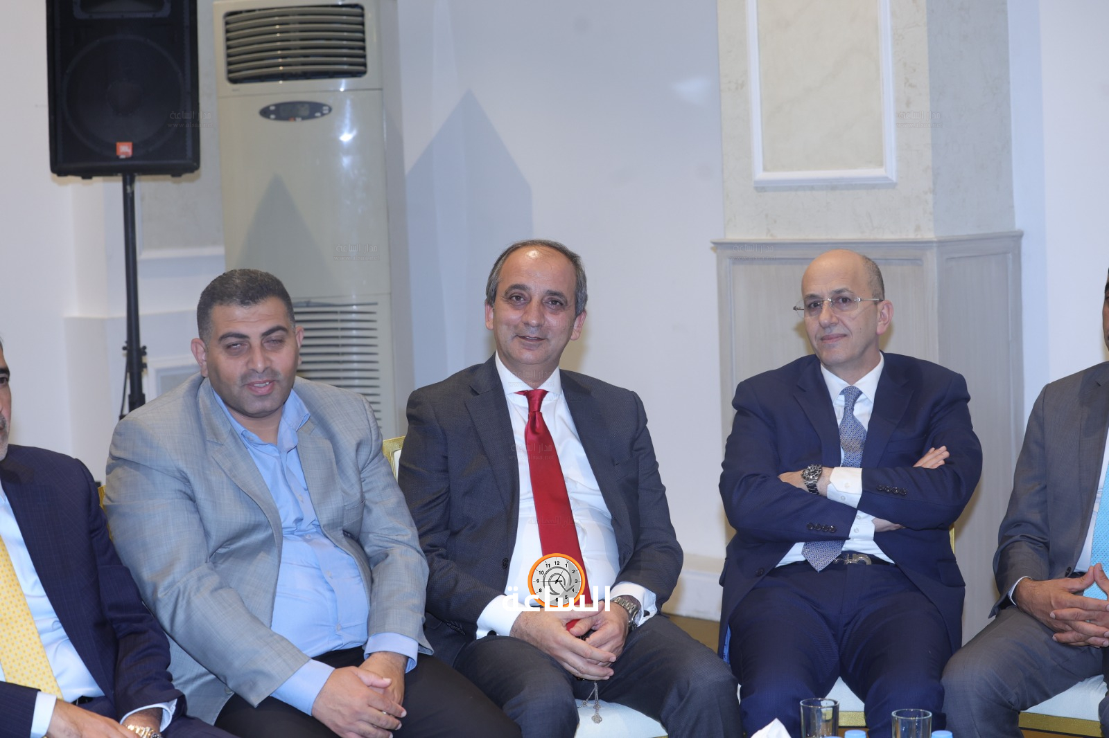 Madar Al-Saa Images 0.2632716716853186