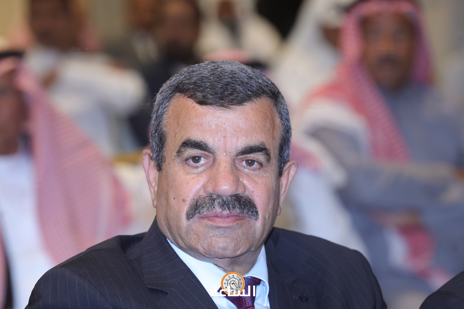 Madar Al-Saa Images 0.5012146737801209