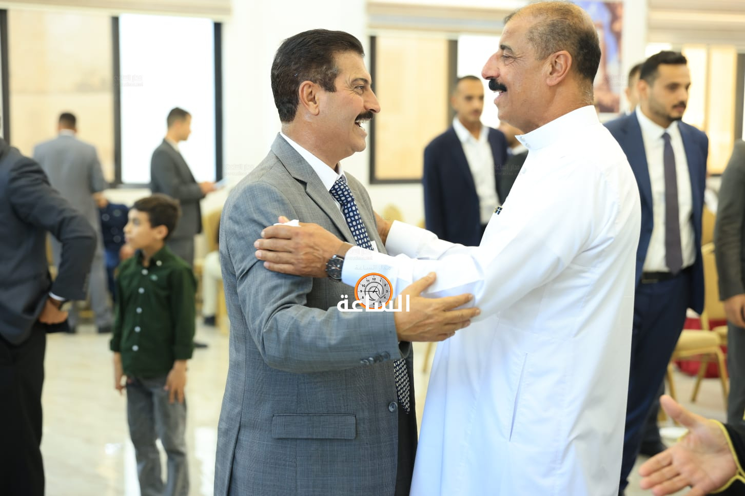 Madar Al-Saa Images 0.00004908951041338039