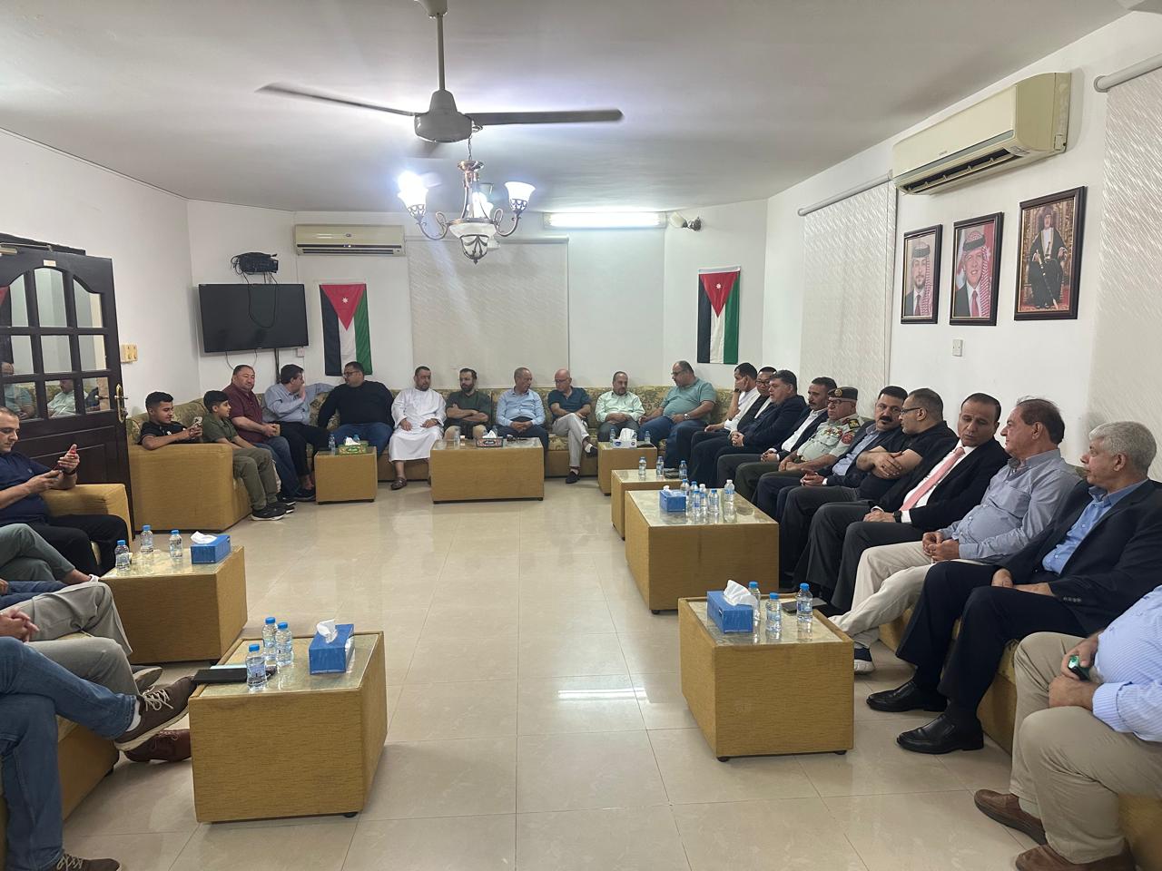 Madar Al-Saa Images 0.7325344483735927