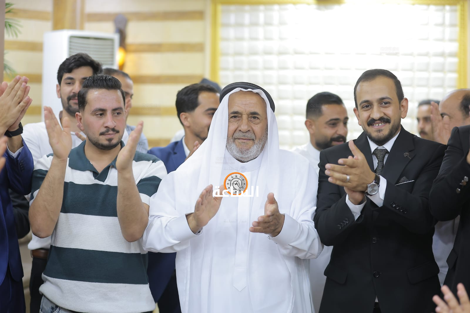 Madar Al-Saa Images 0.504605771167369