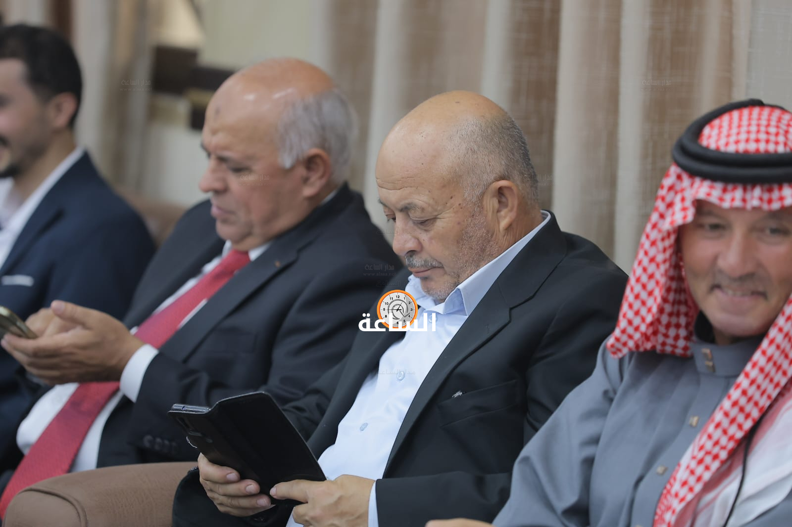Madar Al-Saa Images 0.30454147444415725