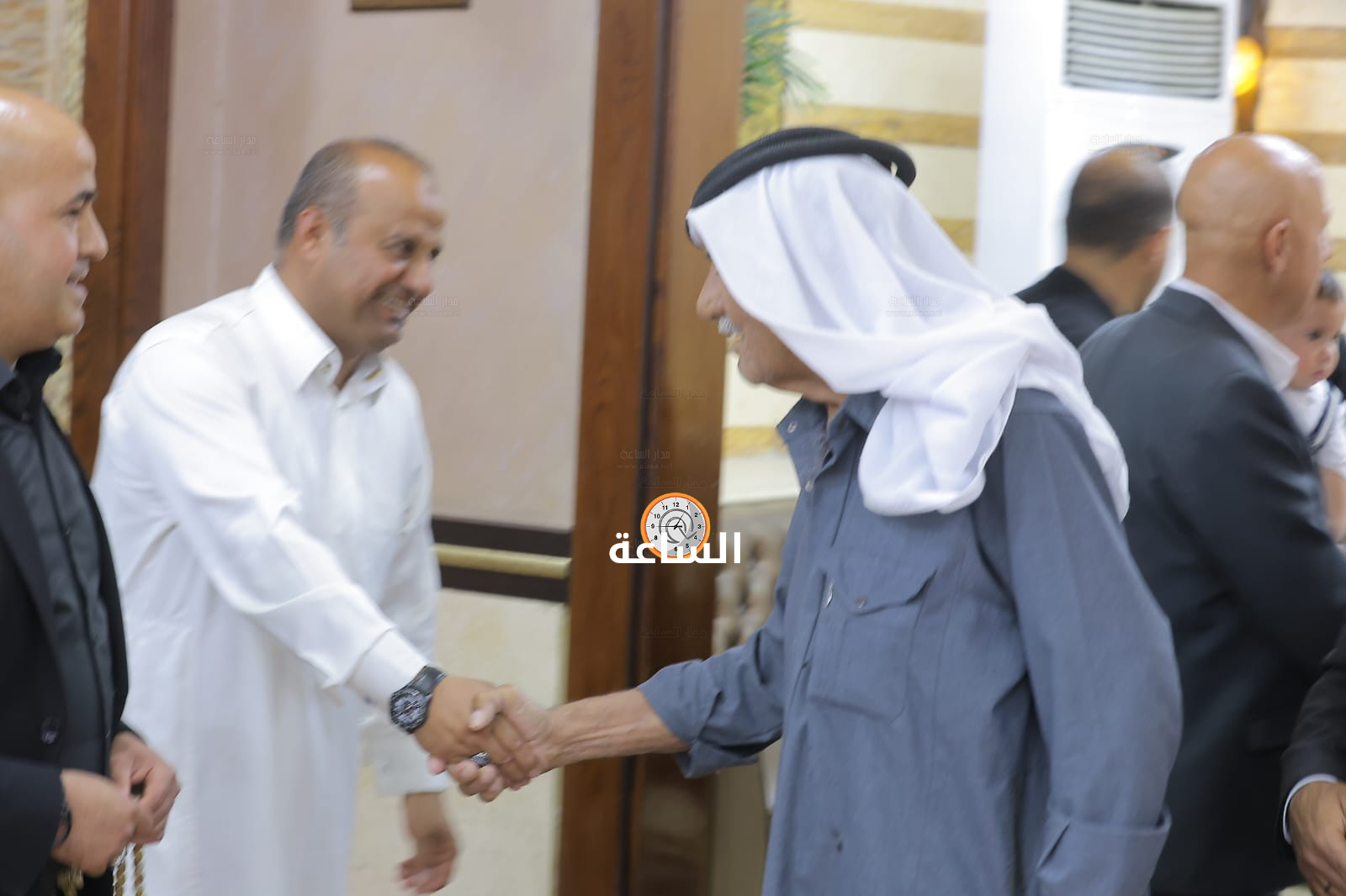 Madar Al-Saa Images 0.4703693981875492