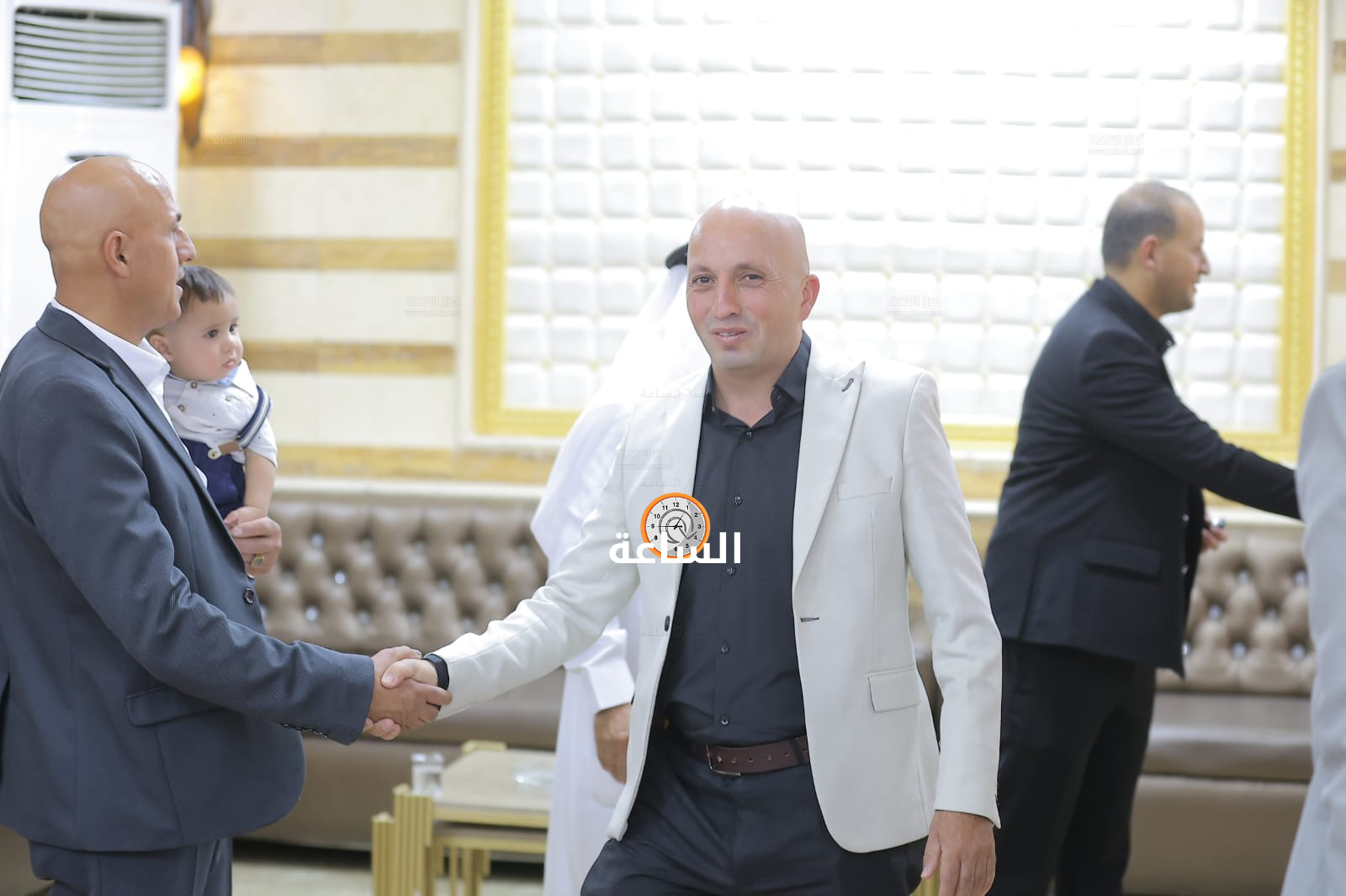 Madar Al-Saa Images 0.14703110363533645