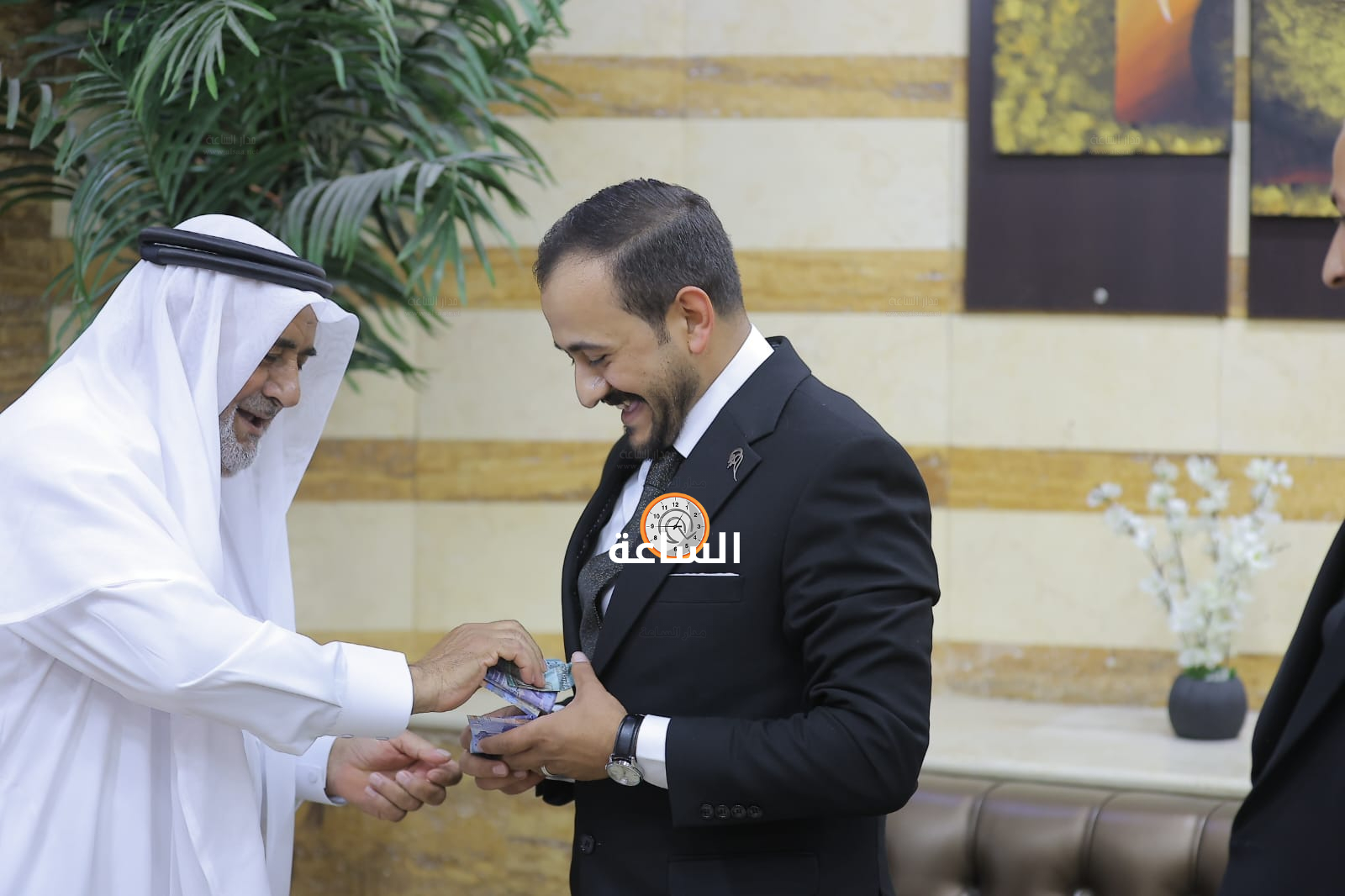 Madar Al-Saa Images 0.7720995522865927