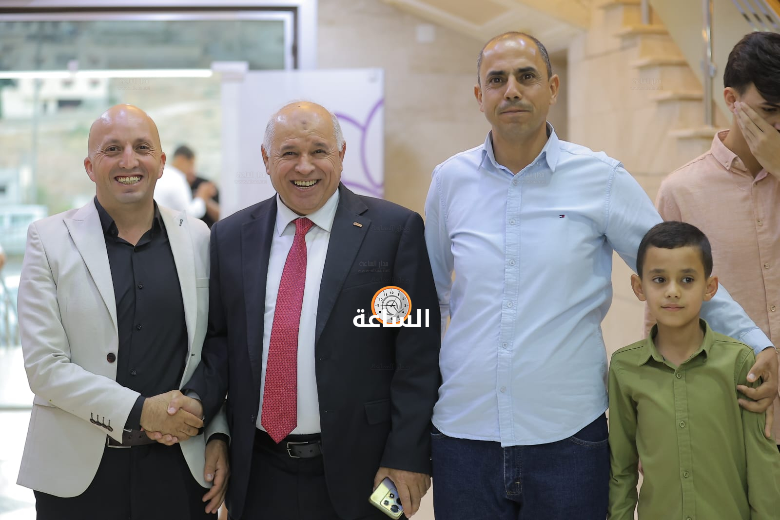Madar Al-Saa Images 0.46940891682532426