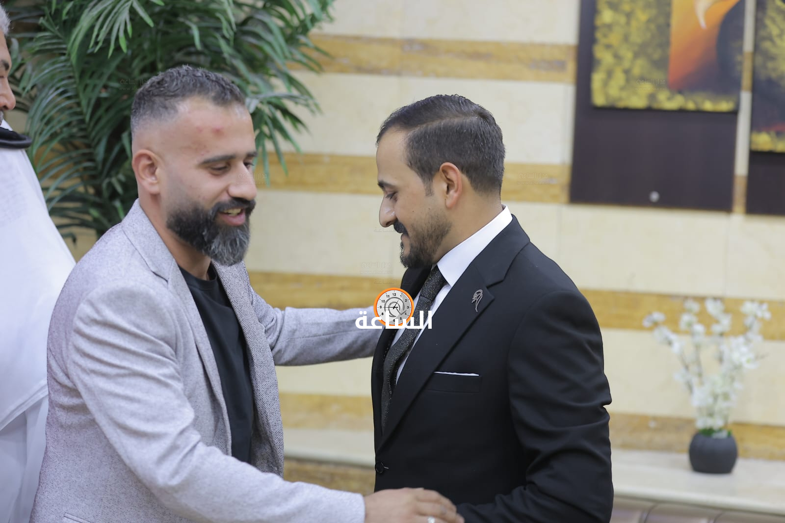 Madar Al-Saa Images 0.7498345541659343