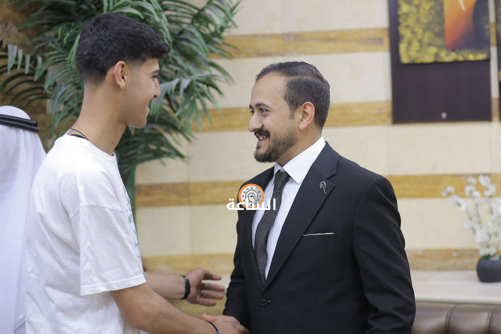 Madar Al-Saa Images 0.1301607588506486