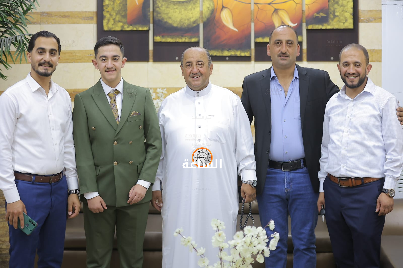 Madar Al-Saa Images 0.6339210043855424