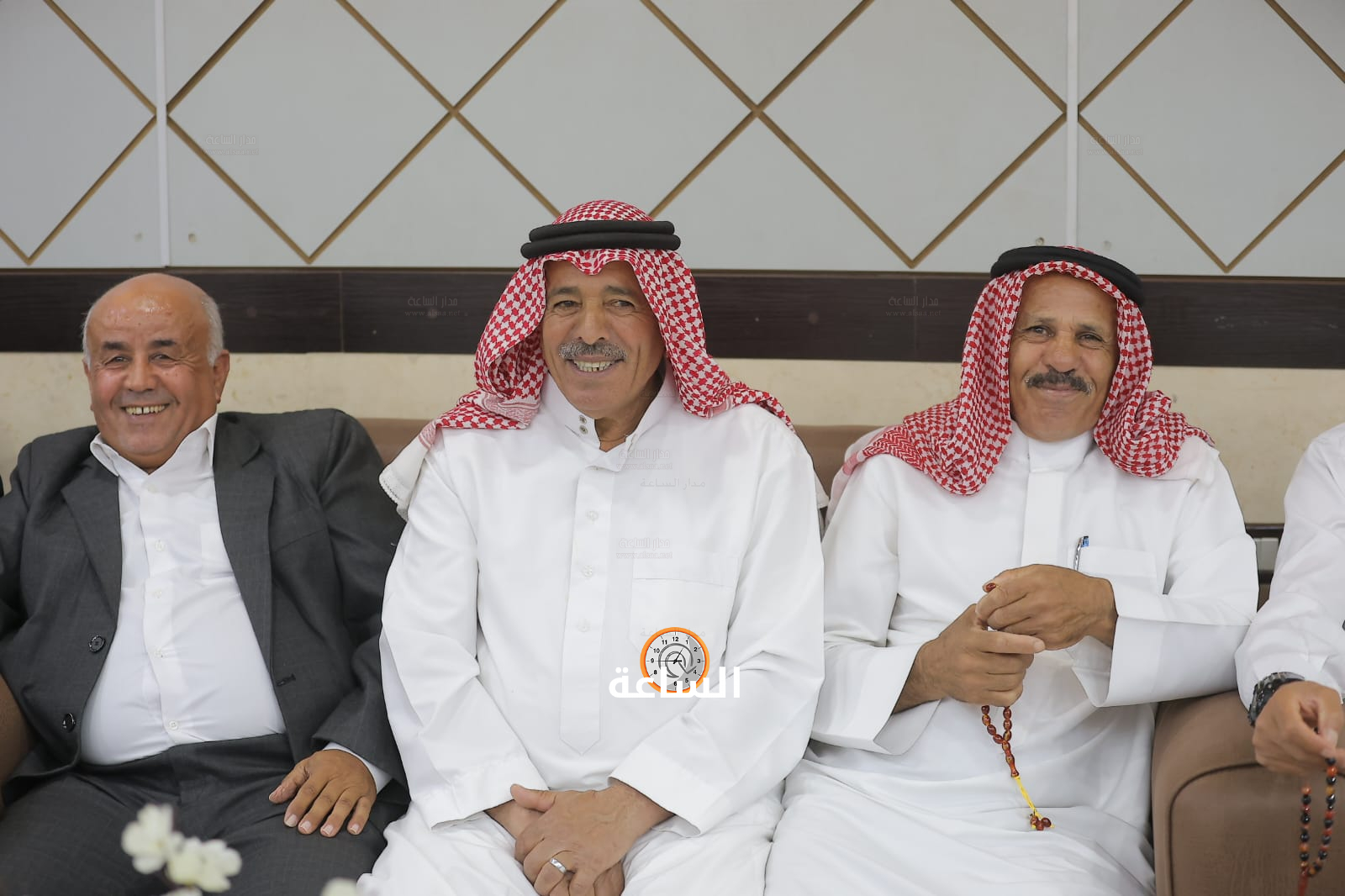 Madar Al-Saa Images 0.3960546076503212
