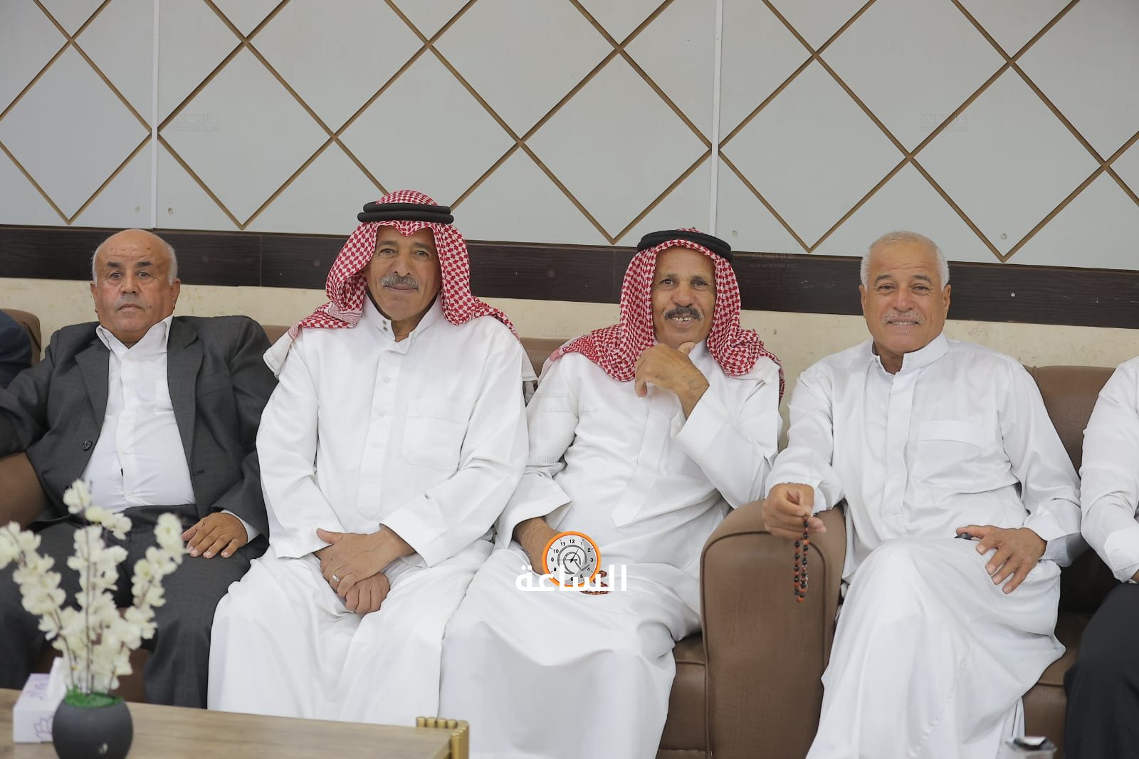 Madar Al-Saa Images 0.7318031173253994