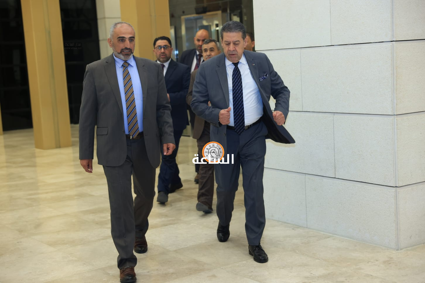 Madar Al-Saa Images 0.9199032401145214