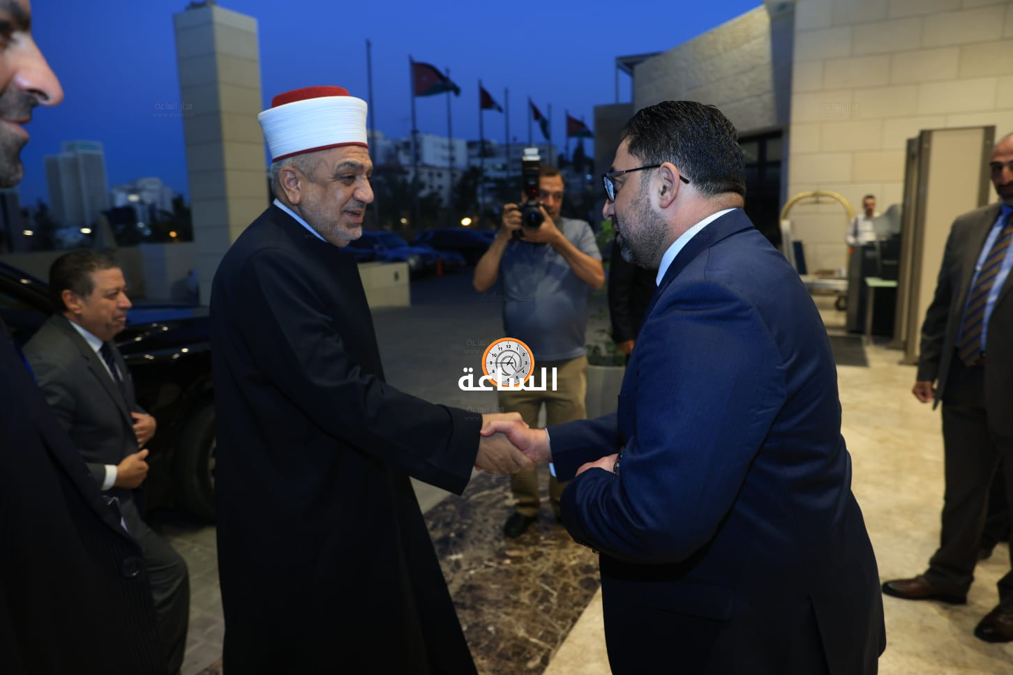 Madar Al-Saa Images 0.6776236928338315