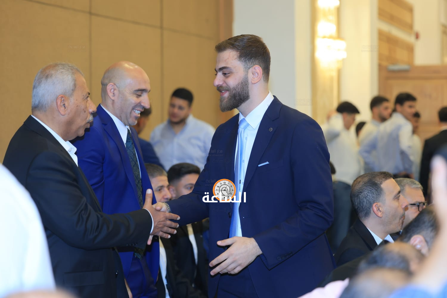 Madar Al-Saa Images 0.43513498563334485