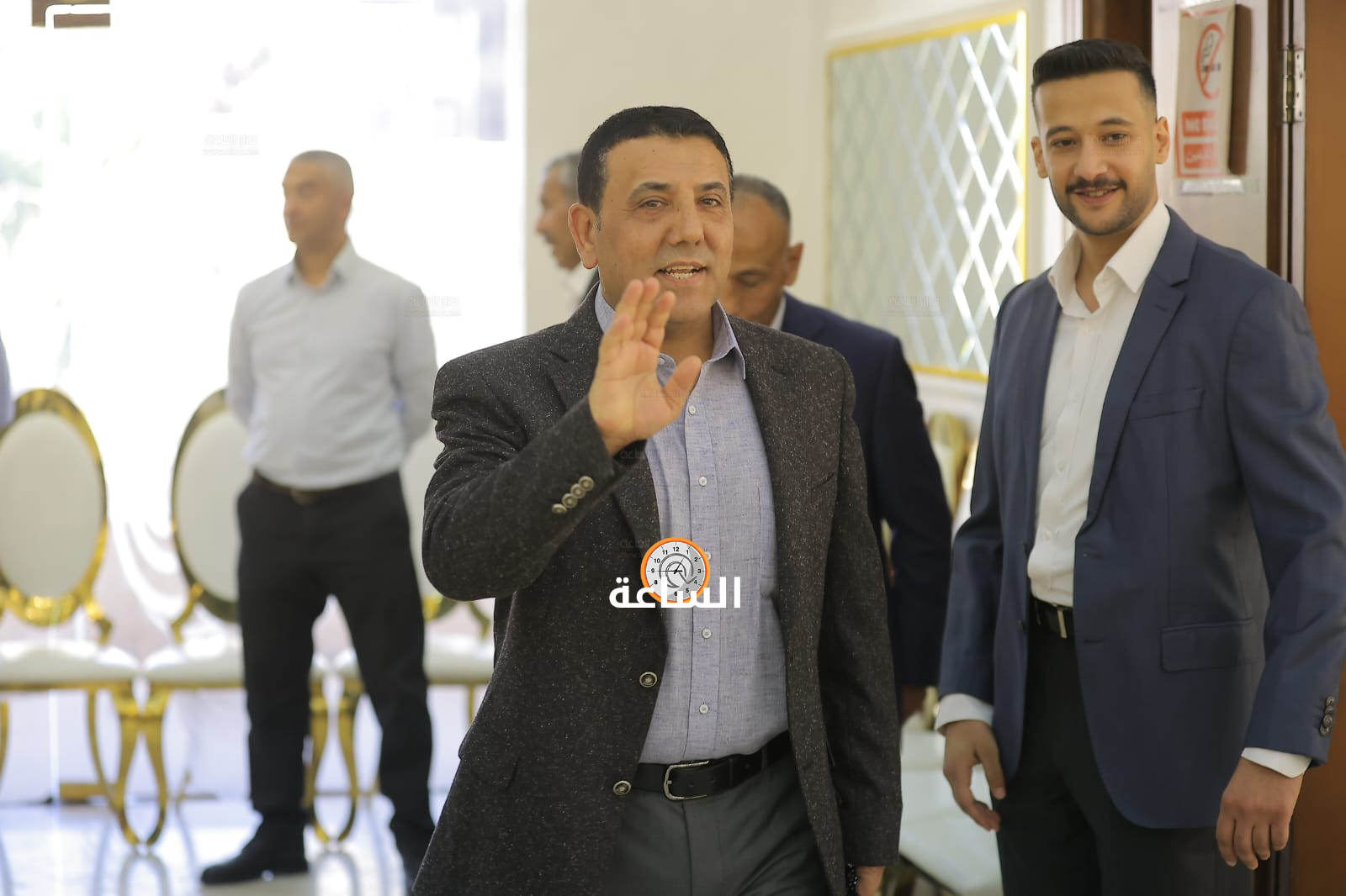 Madar Al-Saa Images 0.042622829182338284