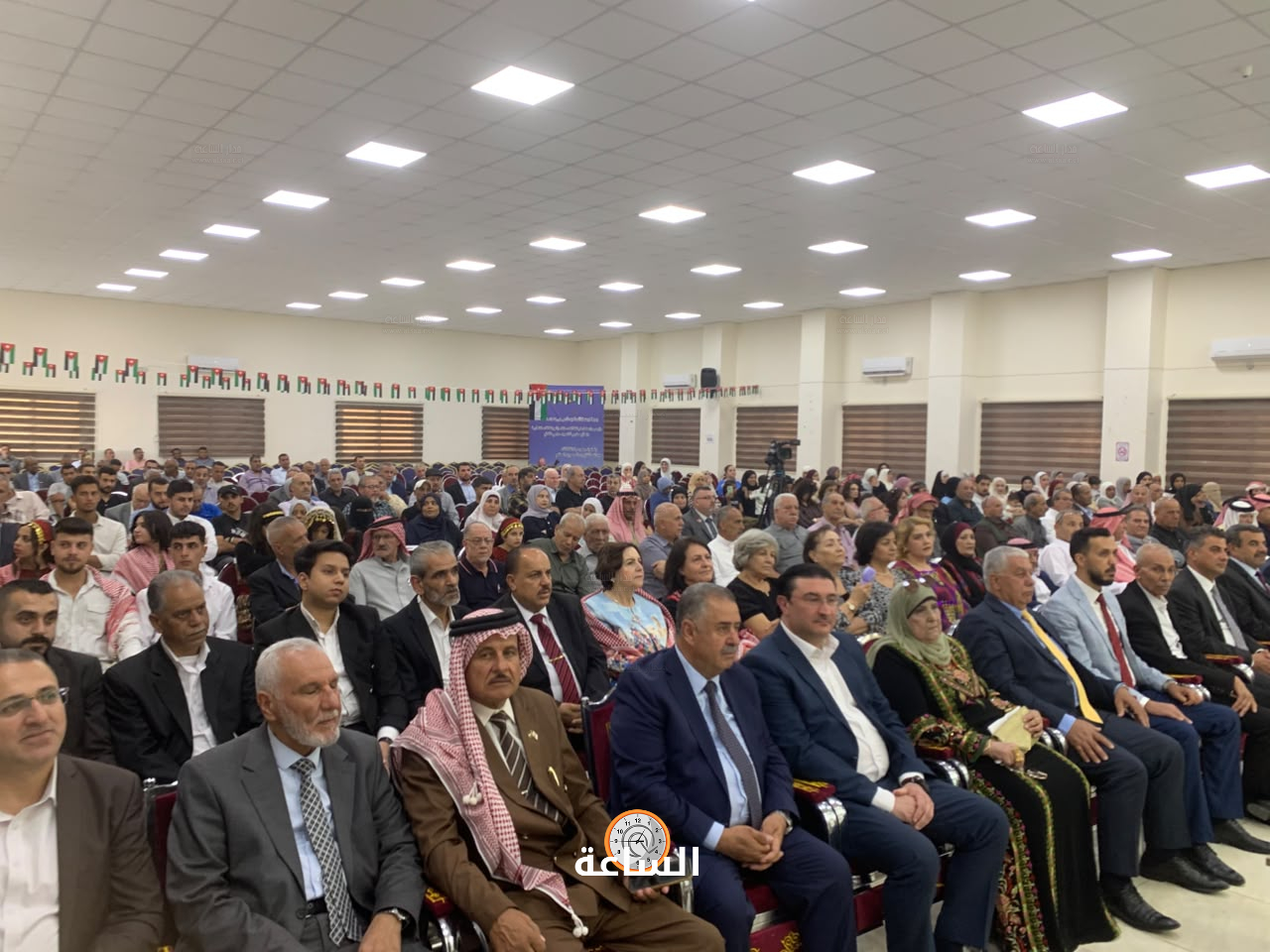 Madar Al-Saa Images 0.8583623328116846