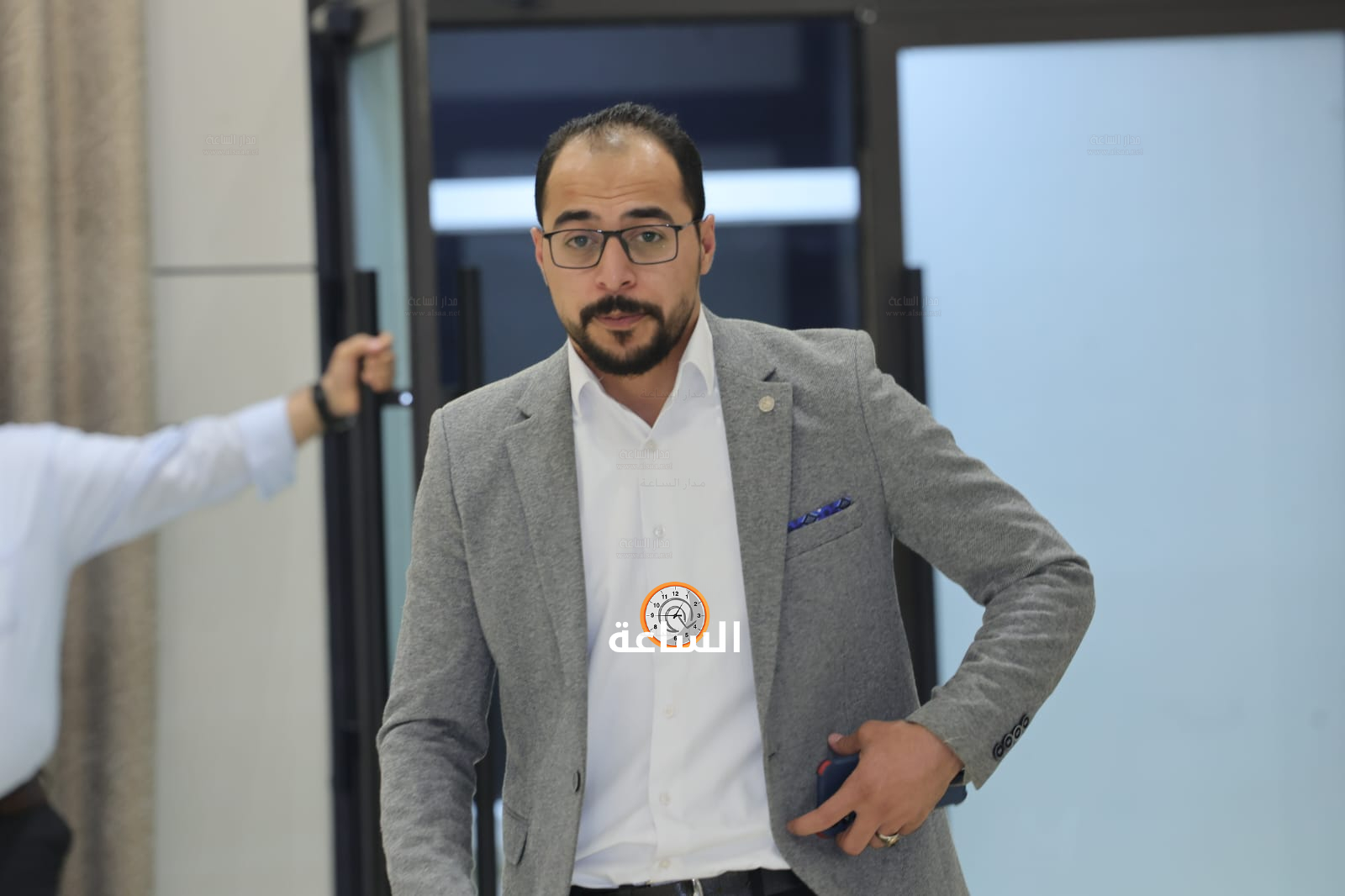 Madar Al-Saa Images 0.49049807945835444