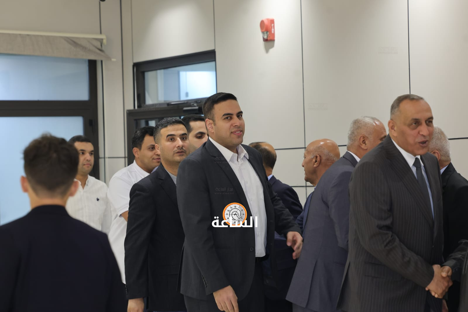 Madar Al-Saa Images 0.5318150144965422