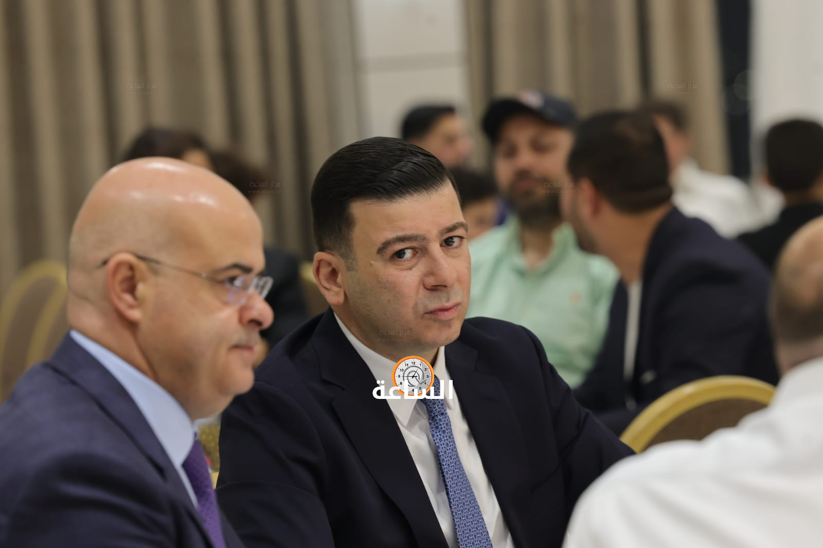 Madar Al-Saa Images 0.2533342175535751