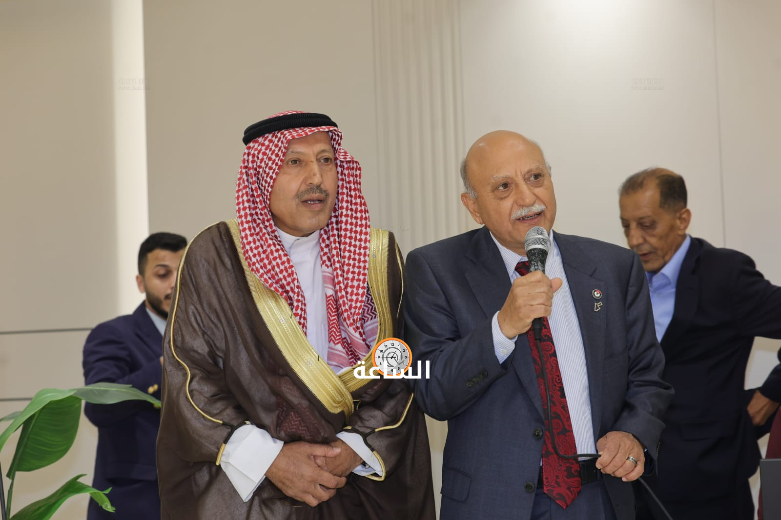 Madar Al-Saa Images 0.746579784560515
