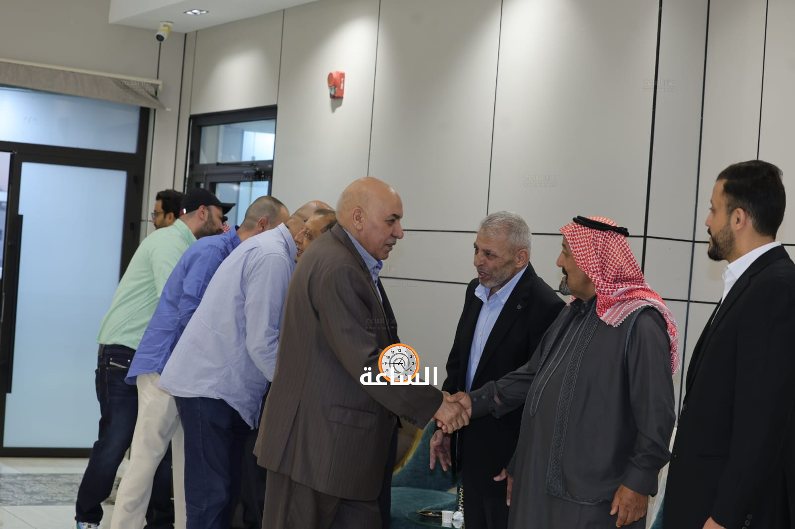 Madar Al-Saa Images 0.0531089943992642
