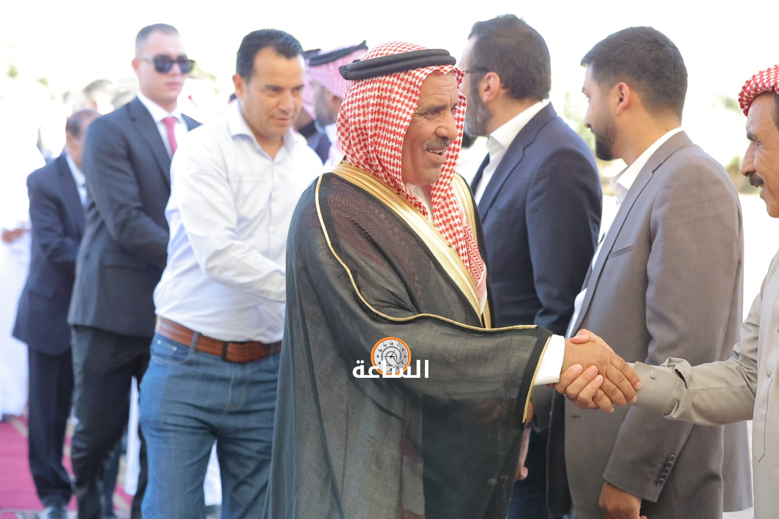 Madar Al-Saa Images 0.6140685503229596