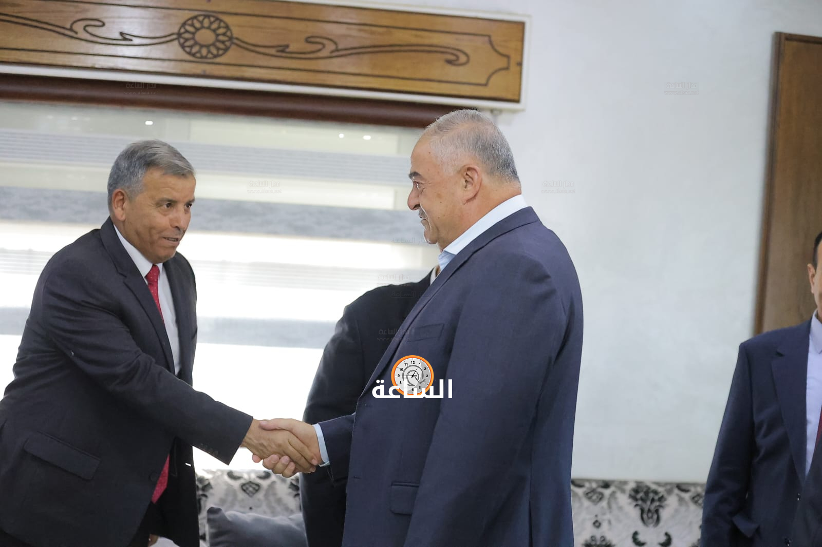 Madar Al-Saa Images 0.6299181370858818
