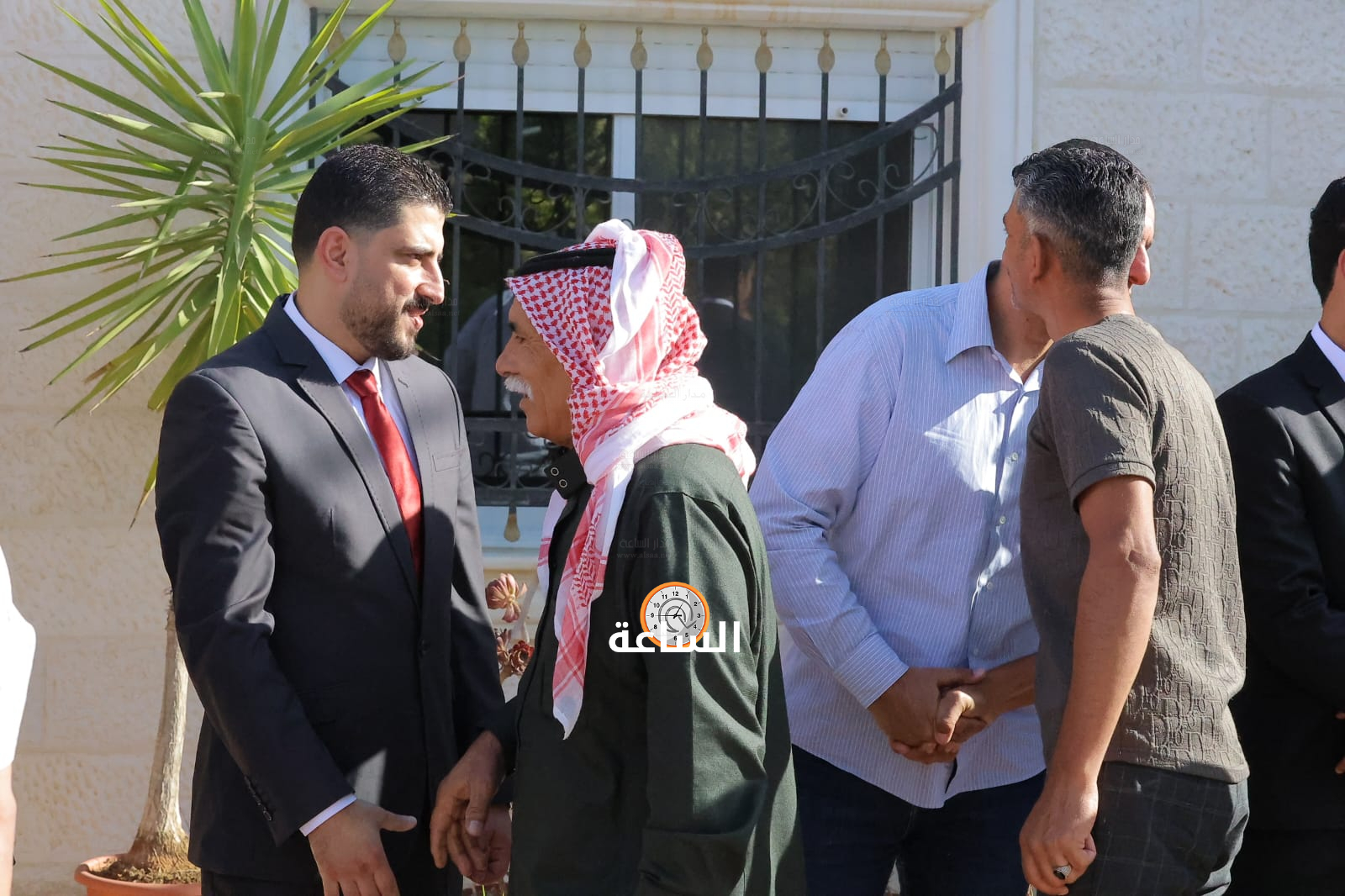 Madar Al-Saa Images 0.39695907644899475