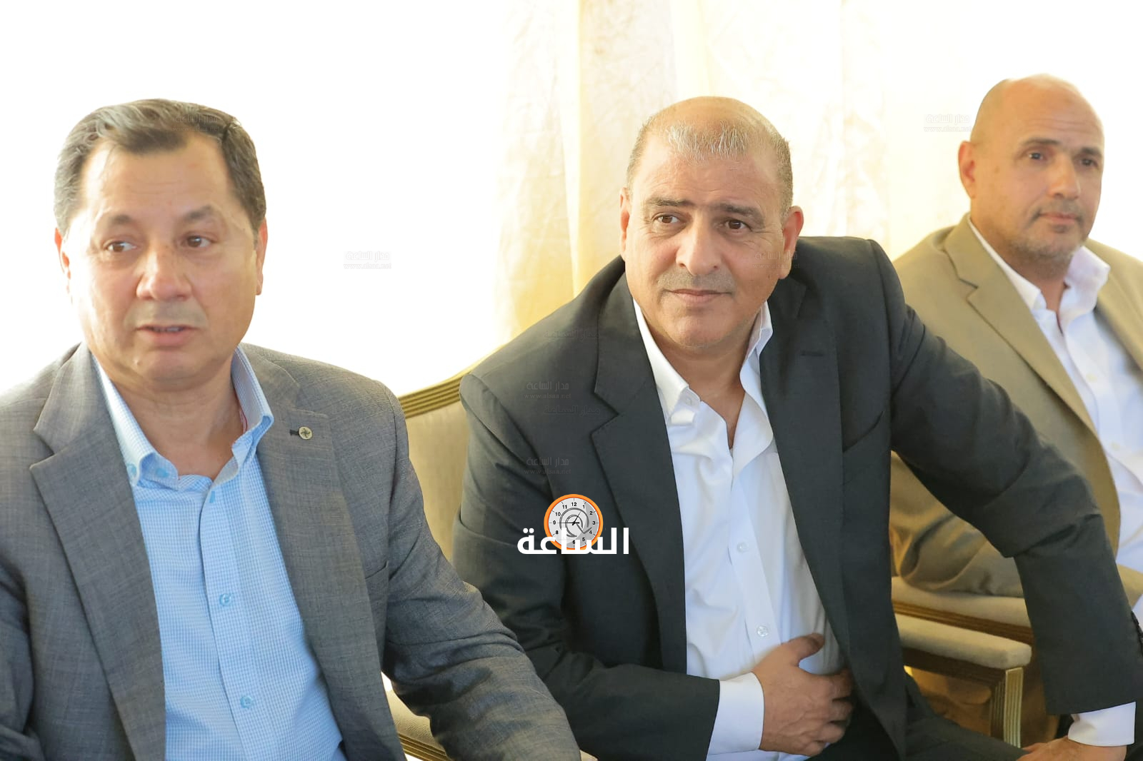 Madar Al-Saa Images 0.9967730266728498