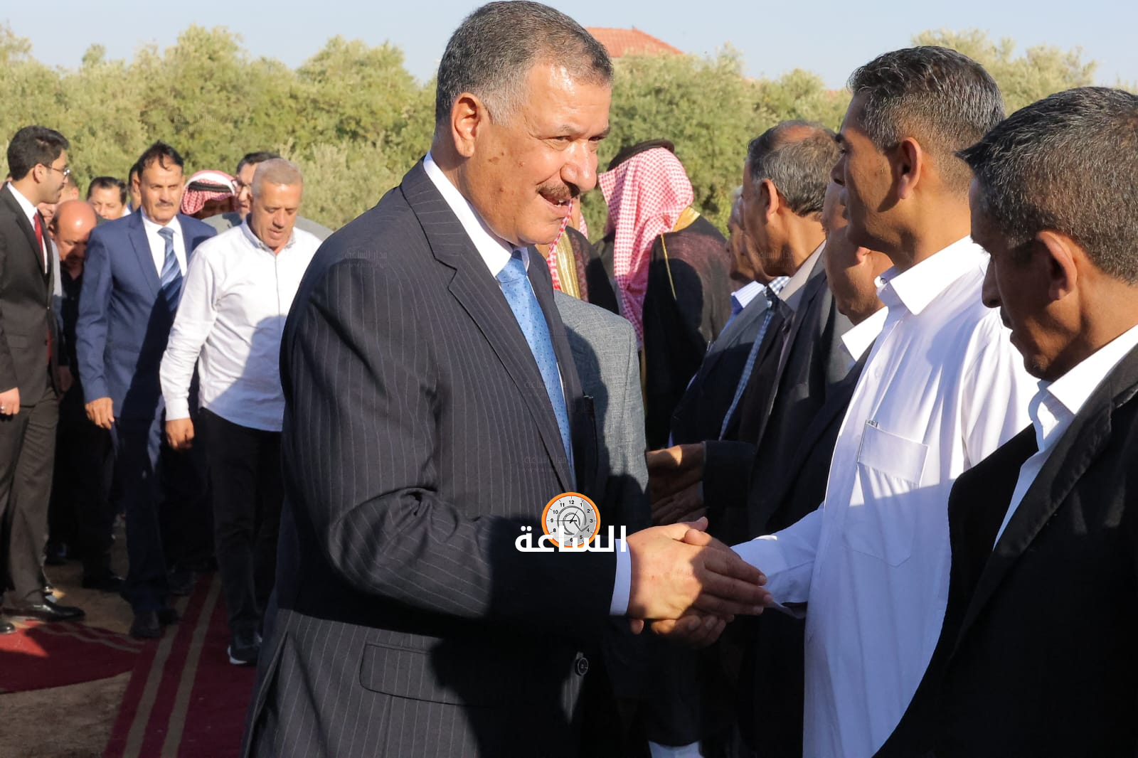 Madar Al-Saa Images 0.3759850138100841