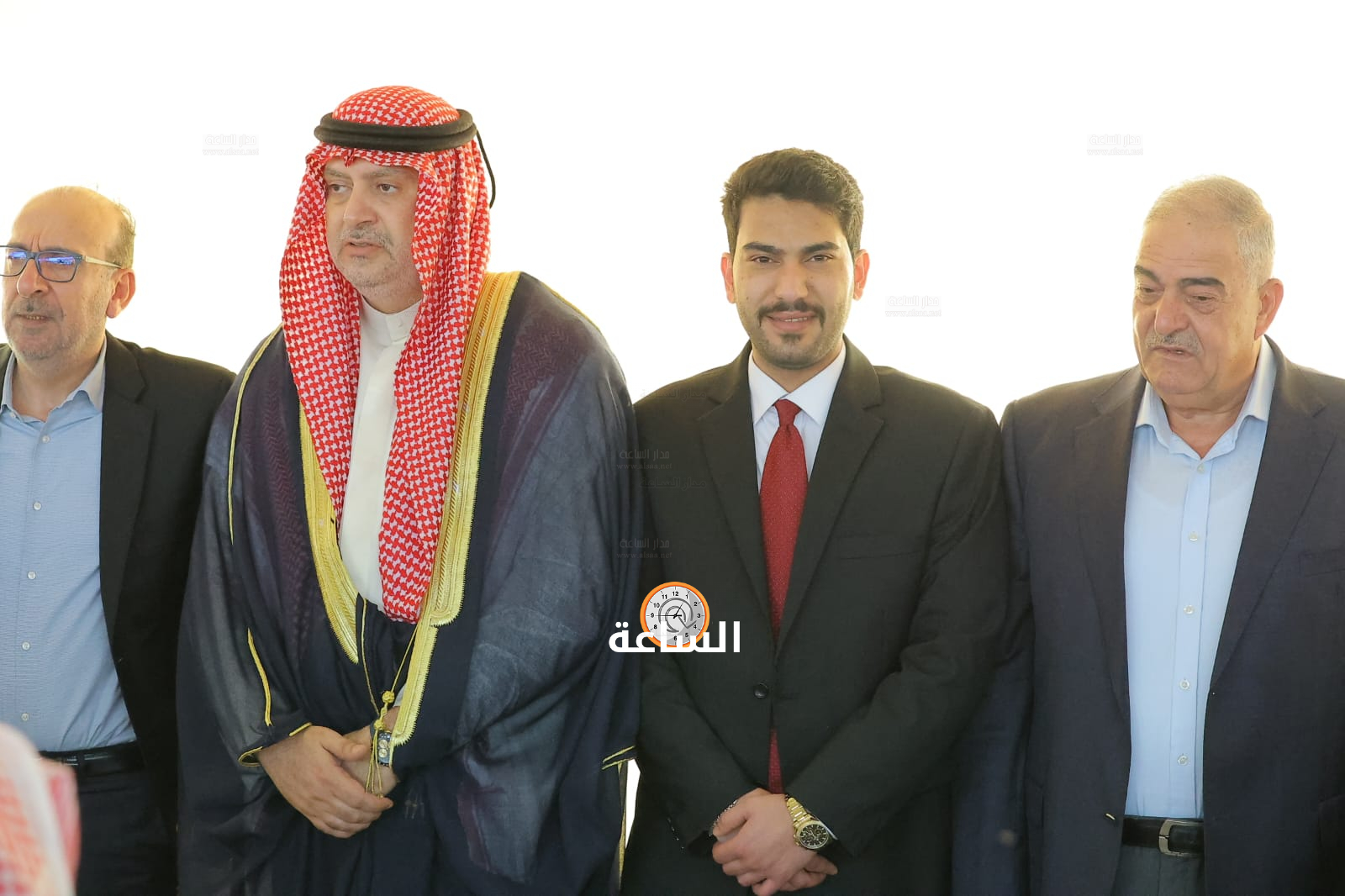 Madar Al-Saa Images 0.5278720572995204