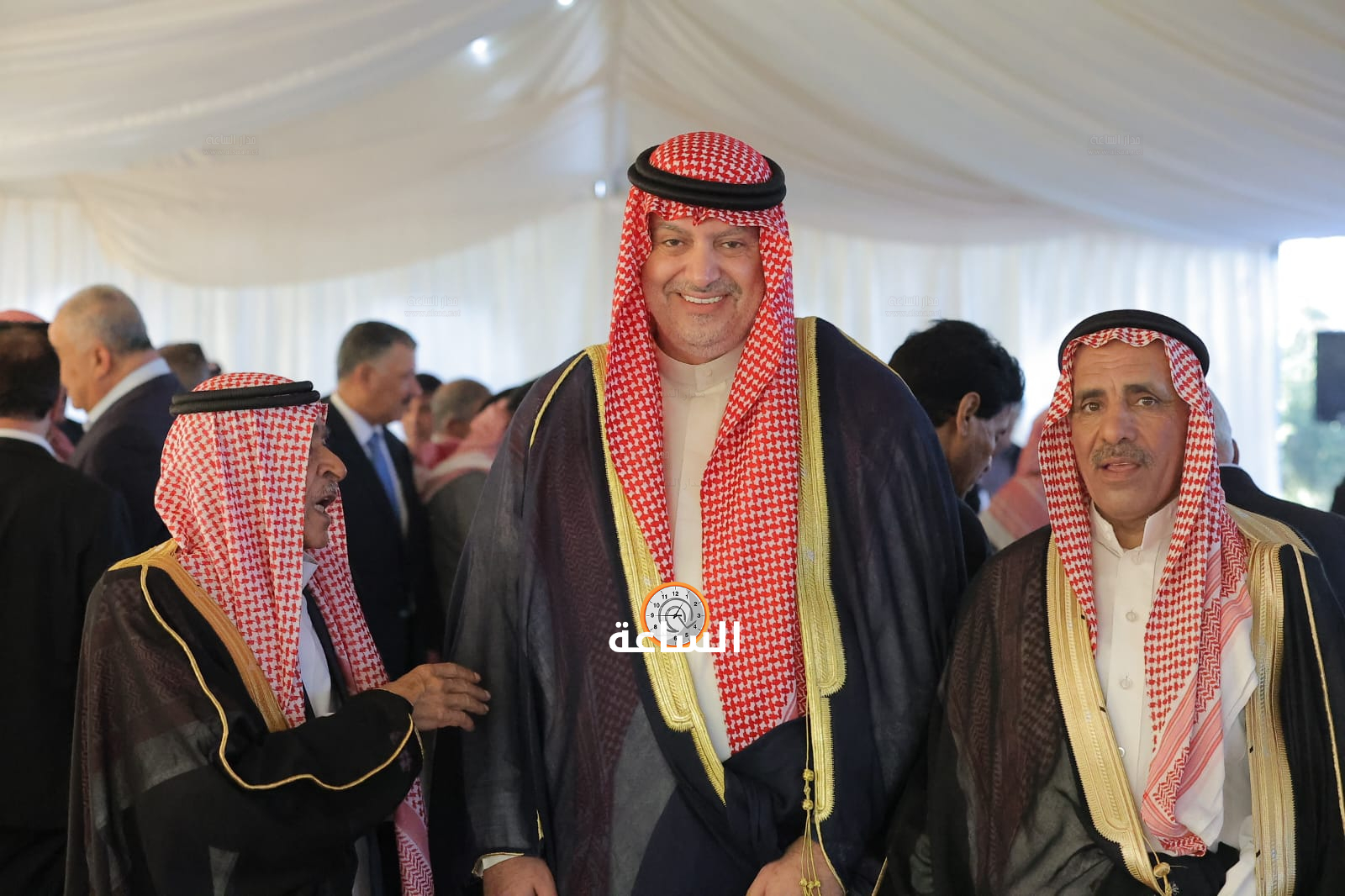 Madar Al-Saa Images 0.6859361581626993