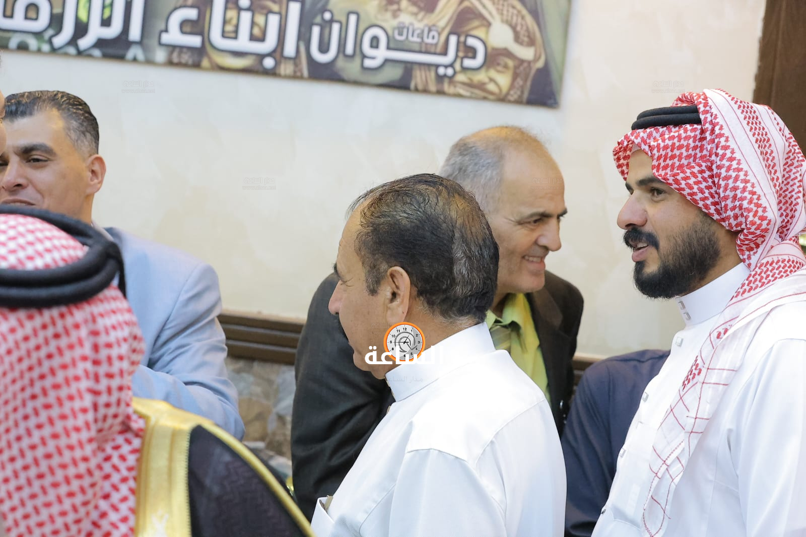 Madar Al-Saa Images 0.837478705229667