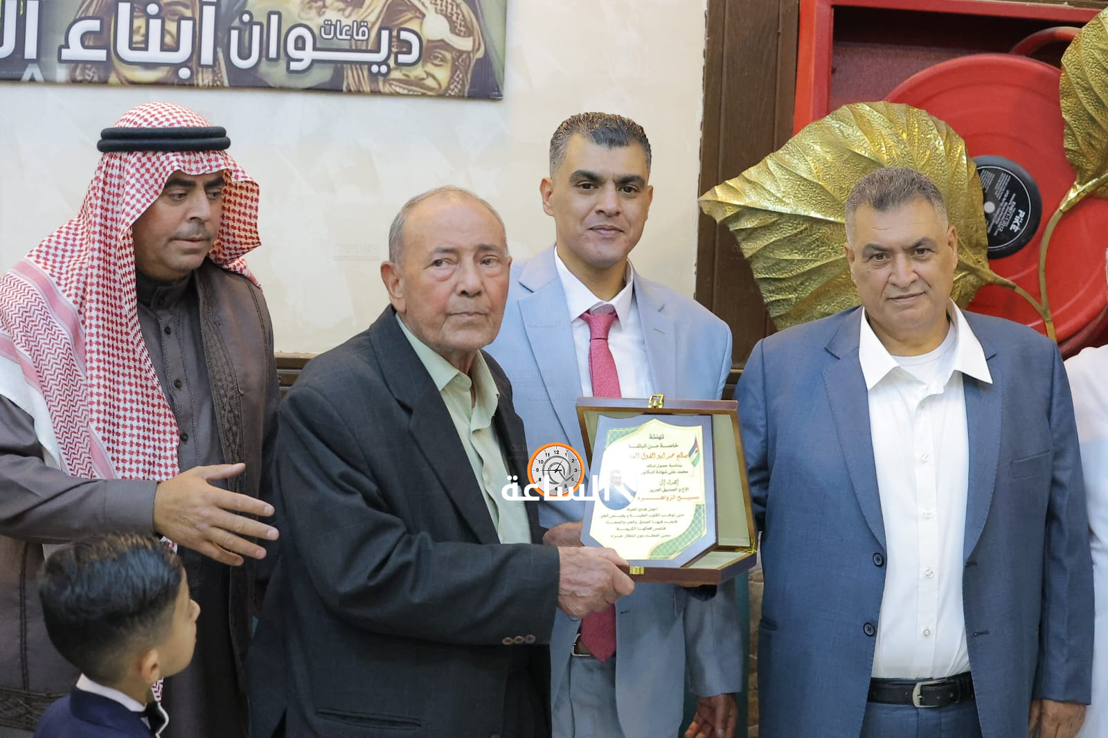 Madar Al-Saa Images 0.43868323317105595