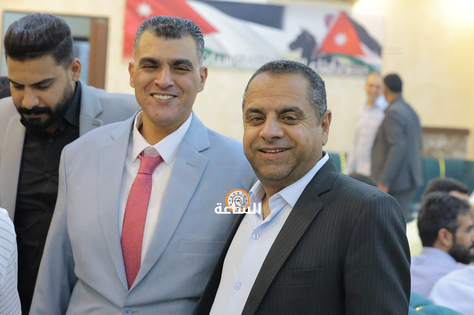 Madar Al-Saa Images 0.8945706069280639