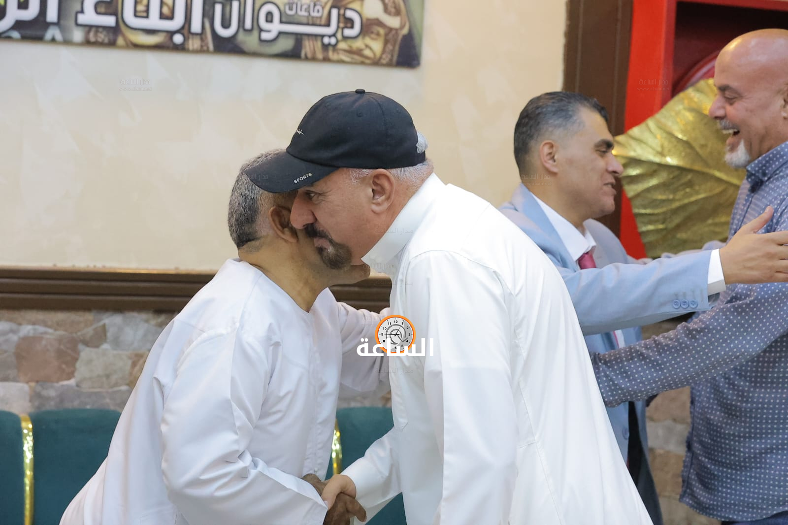 Madar Al-Saa Images 0.2619041303998594