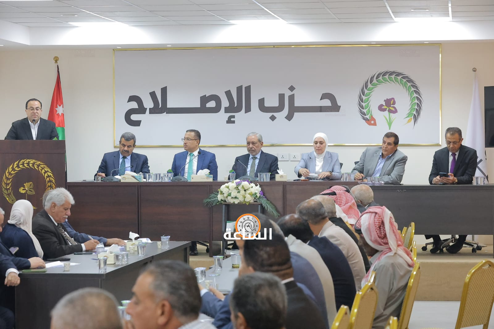 Madar Al-Saa Images 0.86279980086845